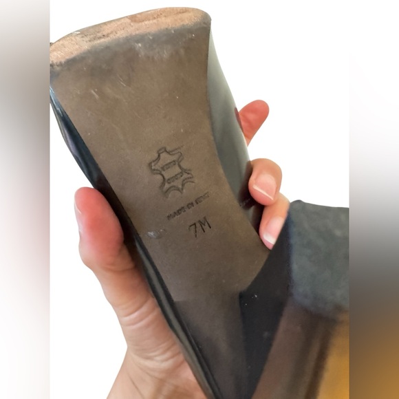 Donald J. Pliner Peep Toe Patent Leather Platform Pump Sandals Black 7 - Picture 10 of 11